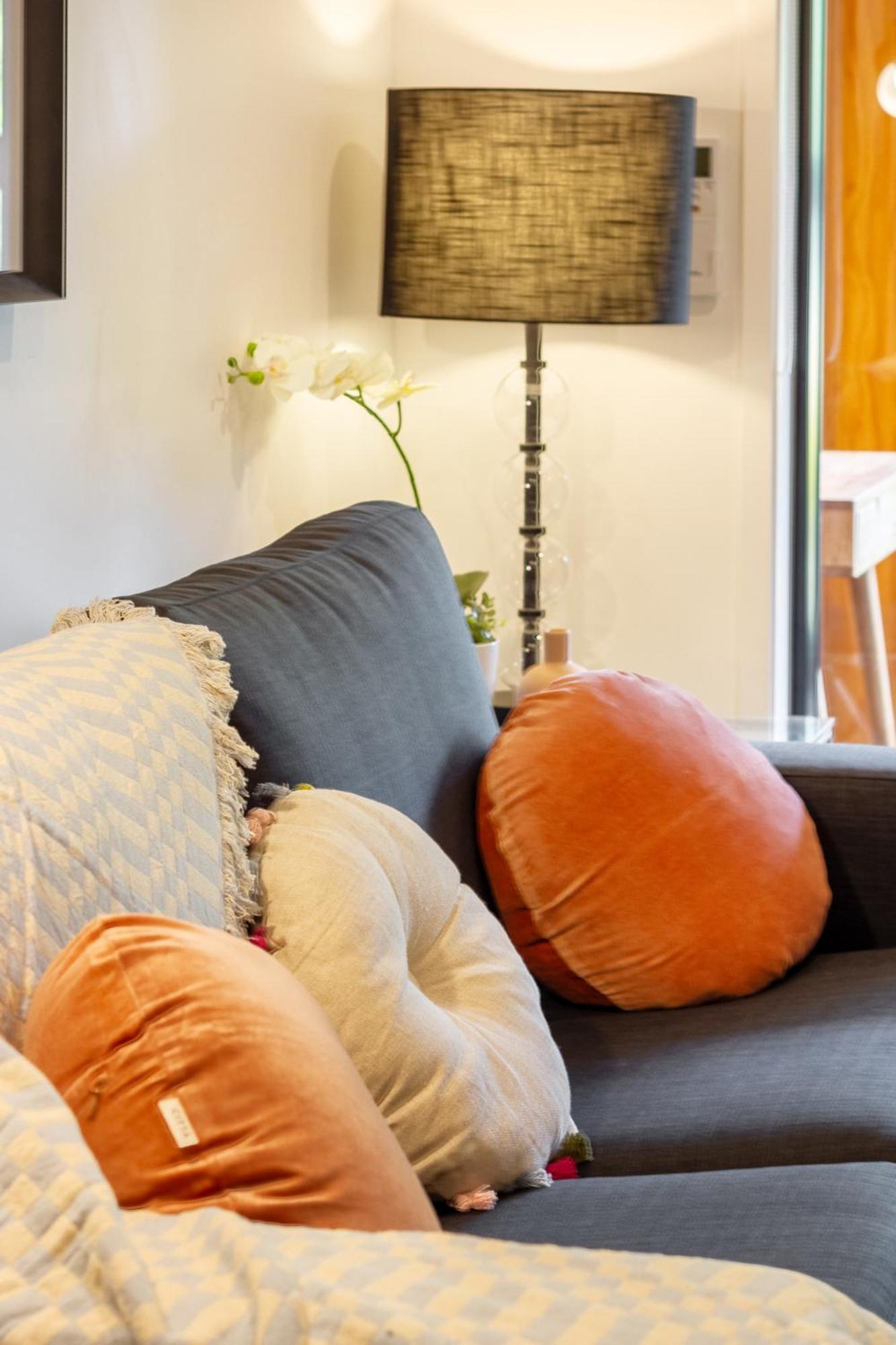 Cozy 1-Bed Apartment With Park Views, Sleeps 4 크라이스트처치 외부 사진