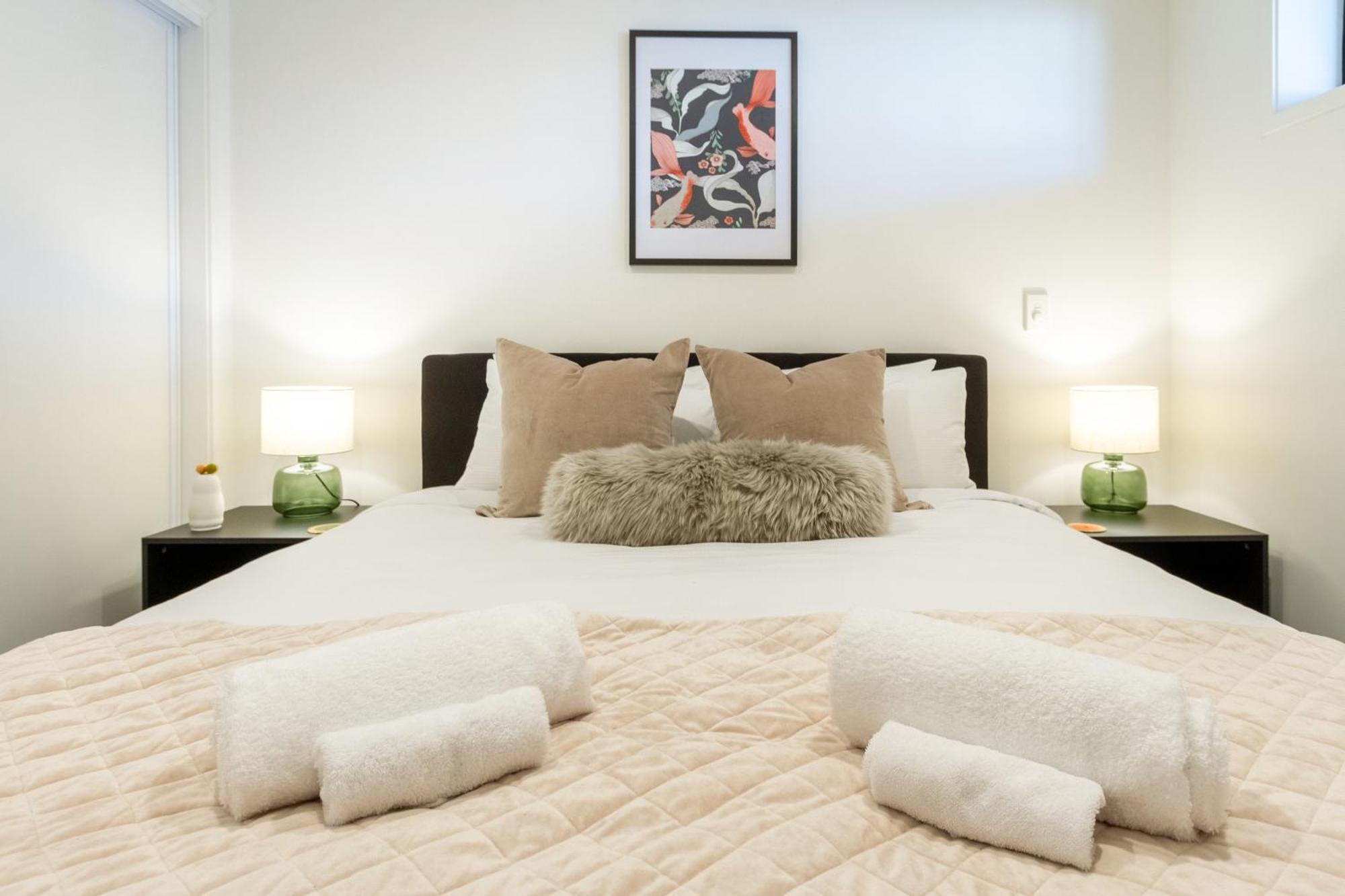 Cozy 1-Bed Apartment With Park Views, Sleeps 4 크라이스트처치 외부 사진